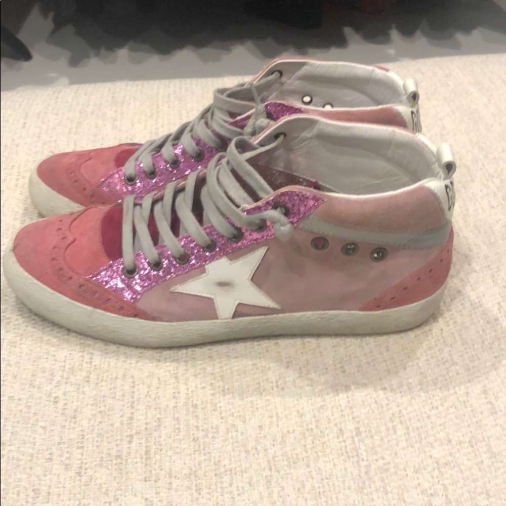 Pink MID/STAR Golden Goose sneakers